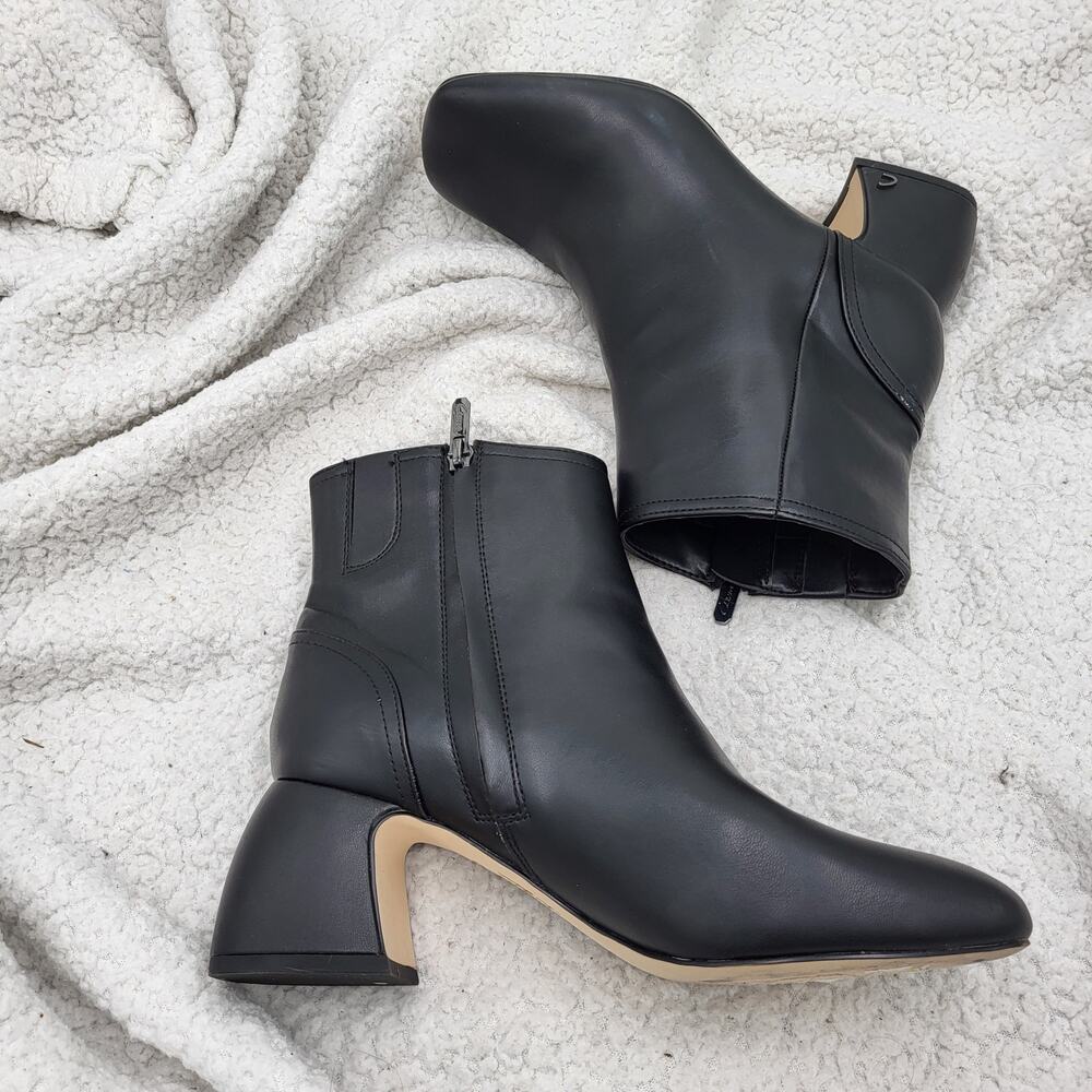 Circus by Sam Edelman Black Leather Ankle Booties